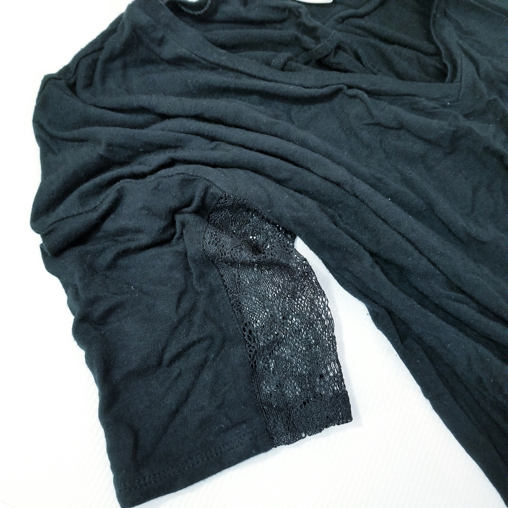 BCBGeneration | Split Back Shirt - Picture 3 of 7